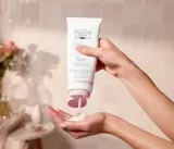 Christophe Robin Delicate Volumizing Conditioner with Rose Extracts - в контексте того, что это кондиционер для волос: кондиционер, придающий объем тонким волосам, 200 мл — фото 4