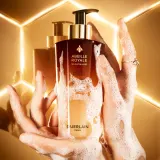 GUERLAIN Abeille Royale Revitalizing & Fortifying Care Shampoo - Регенерирующий шампунь, 290 мл — фото 4