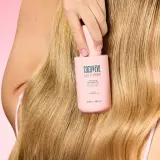 Coco & Eve Like A Virgin Frizz Fix & Pro Shine Mist - Спрей против пушистости для придания блеска и смягчения волос, 150 мл — фото 4