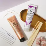 Bumble and bumble Bb. Curl Anti-Humidity Gel-Oil - Увлажняющее масло-гель для локонов против пушистости волос, 150 мл — фото 6
