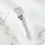Бритва женская Gillette Venus For Pubic Hair Skin для деликатных зон, с двумя лезвиями, 1 шт z wymienną głowicą — фото 2
