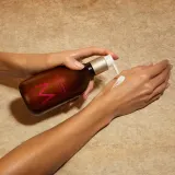 Moroccanoil Body Dahlia Rouge - Питательное молочко для тела с аргановым маслом aloes i witamina E, 360 мл — фото 2