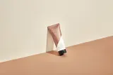 St.Tropez Gradual Tan Tinted Daily Firming Lotion - Самозагар для тела для постепенного загара, 200 мл — фото 2