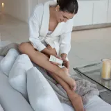 AHAVA Dead Sea Mud - Интенсивный крем для ног для сухой и чувствительной кожи, 100 мл — фото 3