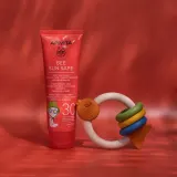 Apivita Bee Sun Safe Baby Sun Cream SPF30 - Детский крем для загара SPF 30, 100 мл — фото 4