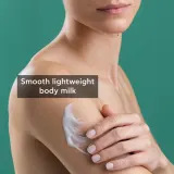 Apivita Refreshing Fig Moisturizing Body Milk - Увлажняющее молочко для тела, 200 мл — фото 4