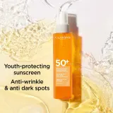 Clarins Sun Body Mist SPF50+ - Солнцезащитный спрей для тела SPF 50+, 150 мл — фото 2