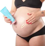 MomCare by Lina Anti-Stretch Mark Cream - Крем для тела от растяжек, 200 мл — фото 2