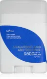Isntree Hyaluronic Acid - Увлажняющий защитный бальзам в стике SPF 50+, 22 г — фото 1