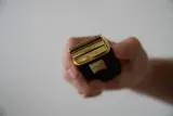 Wahl Travel Shaver Gold Edition - Путешественный станок для бритья для бороды, 1 шт — фото 5