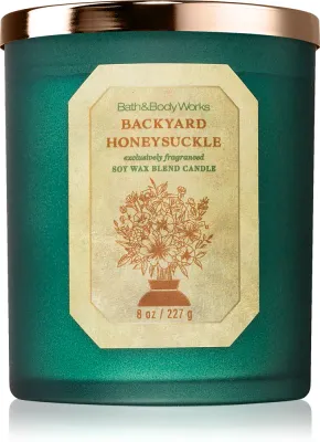 Bath & Body Works Backyard Honeysuckle - Ароматическая свеча