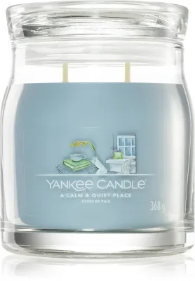 Yankee Candle A Calm & Quiet Place - Ароматическая свеча Signature Signature, 368 г