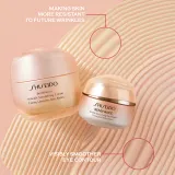Shiseido Benefiance Wrinkle Smoothing Eye Cream - Питательный крем для глаз, уменьшающий морщины, 15 мл — фото 7