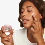 Clinique Moisture Surge 100H Auto-Replenishing Hydrator - Увлажняющий гель-крем — фото 6