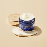 Estee Lauder Revitalizing Supreme+ Night Intensive Restorative Creme - Интенсивно восстанавливающий ночной крем, 50 мл — фото 2