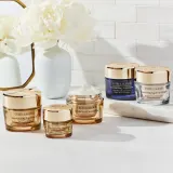 Estee Lauder Revitalizing Supreme+ Night Intensive Restorative Creme - Интенсивно восстанавливающий ночной крем, 50 мл — фото 5