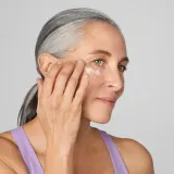 Clinique Smart Clinical Repair Wrinkle Correcting Eye Cream - Крем для глаз, заполняющий морщины, для коррекции возрастных изменений — фото 5