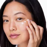 Clinique All About Eyes - Крем для глаз против отеков и темных кругов — фото 5