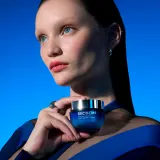 Biotherm Blue Pro-Retinol Multi Correct Cream - Крем мультикорректирующий против признаков старения с ретинолом — фото 5