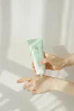 Beauty of Joseon Green Plum Refreshing Cleanser - Нежный пенящийся увлажняющий крем для очищения кожи — фото 6