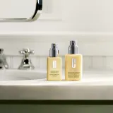 Clinique Dramatically Different Moisturizing Lotion SPF50 - Увлажняющий крем для лица — фото 6