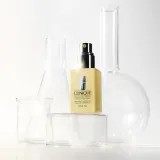 Clinique Dramatically Different Moisturizing Lotion SPF50 - Увлажняющий крем для лица — фото 7