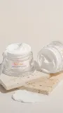 Avene Les Essentiels Revitalizing Nourishing Cream - Питательный крем для лица для чувствительной и сухой кожи, 50 мл — фото 2