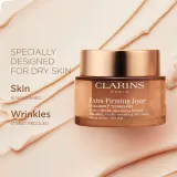 Clarins Extra-Firming Day Cream - Крем лифтинг против морщин на день для сухой кожи, 50 мл — фото 2