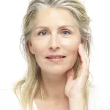 L’Oreal Paris Age Perfect Golden Age - Противоморщинный крем для ночного ухода за кожей зрелого возраста 60+, 50 мл — фото 5