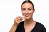 Массажёр гуаша Notino Spa Collection из белого нефрита, для лица и шеи — фото 5