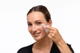 Массажёр гуаша Notino Spa Collection из белого нефрита, для лица и шеи — фото 7
