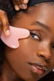 Brushworks Resin Rose Roller & Gua Sha - Набор для ухода за кожей — фото 8