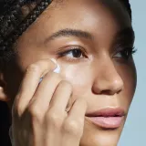 Payot Source Stick Regard Hydratant Adaptogene - Увлажняющий бальзам для глаз в стике, 4.5 г — фото 7