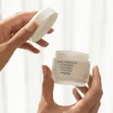 Sisley Moisturizer with Cucumber - Увлажняющий крем с экстрактом огурца, 50 мл — фото 2