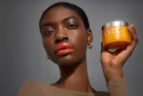 Rodial Vit C Brightening Cleansing Pads - Очищающие ватные диски с витамином C, 50 шт — фото 8