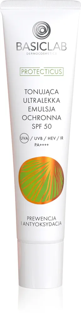 BasicLab Dermocosmetics Protecticus - Ультралегкий окрашивающий флюид для жирной и комбинированной кожи SPF 50+, 40 мл