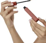 IRALTONE 2in1 Lashes & Eyebrows Serum Booster - Регенерирующая сыворотка для роста ресниц, 10 мл — фото 3