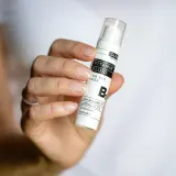 Olival Professional Vitamin B3 - Увлажняющий гель для области вокруг глаз, 15 мл — фото 2