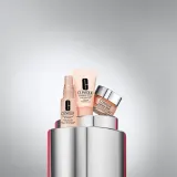 Clinique Holiday Hydration Heroes - Подарочный набор для осветления и увлажнения лица, 1 шт — фото 2