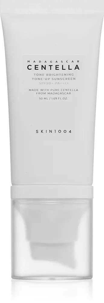 SKIN1004 Madagascar Centella Tone Brightening Tone-Up Sunscreen - Защитный тонирующий флюид для лица с осветляющим эффектом, 50 мл, оттенок SPF 50+