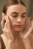 BOUTIJOUR Lotus Leaf Cleansing Gel - Успокаивающий очищающий гель для снятия макияжа, увлажняющий, 125 мл — фото 6