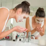 AHAVA Time To Clear - Грязевый пилинг для лица — фото 6
