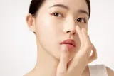 Some By Mi Lacto Soy Sebum & Blackhead Cleansing Oil - Нежное масло для очищения кожи для чувствительной кожи, 200 мл — фото 2