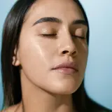 Antipodes Supernatural SPF50+ Ceramide Silk Facial Sunscreen - Охранный крем для лица с керамидами — фото 4