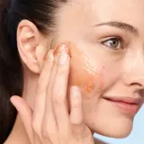 fresh Sugar Strawberry Face Wash - Очищающий пилинг-гель — фото 3