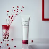 Shiseido Generic Skincare Deep Cleansing Foam - Пенка для глубокого очищения жирной и проблемной кожи, 125 мл — фото 3