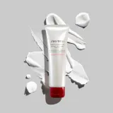 Shiseido Generic Skincare Deep Cleansing Foam - Пенка для глубокого очищения жирной и проблемной кожи, 125 мл — фото 4