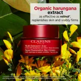 Clarins Super Restorative Day Cream - Крем на день для сухой и очень сухой кожи, 50 мл — фото 5