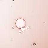 KORA Organics Turmeric Glow Drops - Сыворотка для лица с ниацинамидом, 10 мл — фото 2