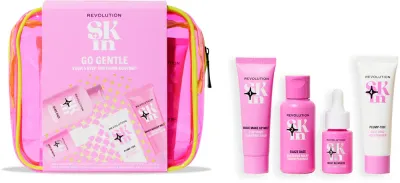 Revolution Skincare Go Gentle 4 Step Starter Kit - Подарочный набор для лица, 1 шт